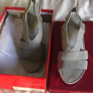 Lovely silver metallic dress sandals, by Aerosoles. Sz 9M brand new!